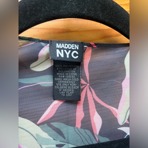 NWOT kimono and sun visor beach kit - Picture 5 of 8